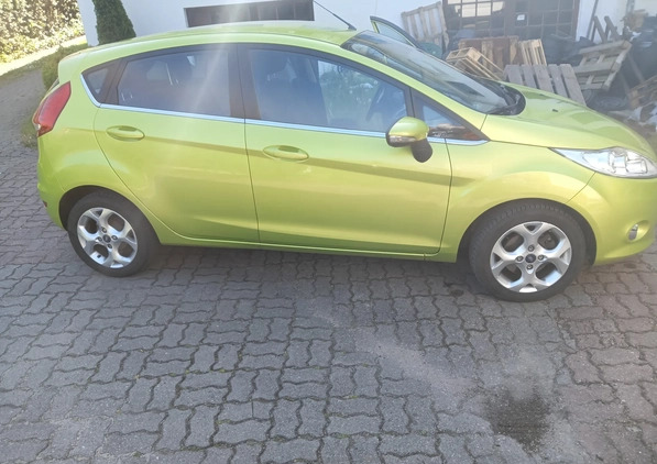 Ford Fiesta cena 18400 przebieg: 180232, rok produkcji 2009 z Słupsk małe 46